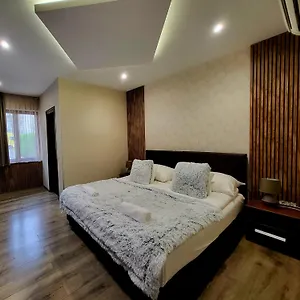 Vén Diófa De Lux Panzió 4*, Szeged Magyarország
